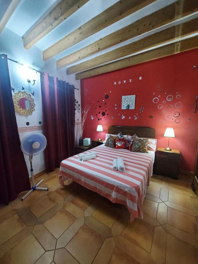 Guest House B&B Private Rooms Inca Center ภายนอก รูปภาพ